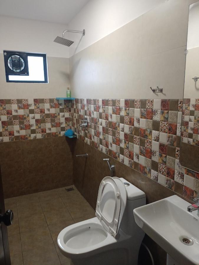 La Casa De Alexa Homestay イドゥッキ エクステリア 写真